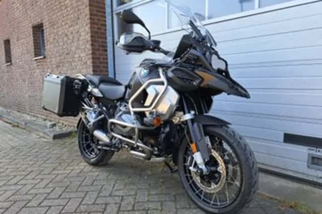 BMW R 1250 GS Adventure (2023) thumbnail 2