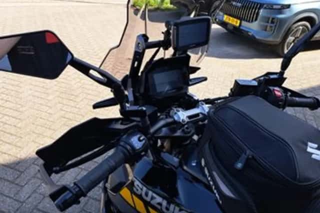 Suzuki V-Strom 1050XT (2022) thumbnail 5