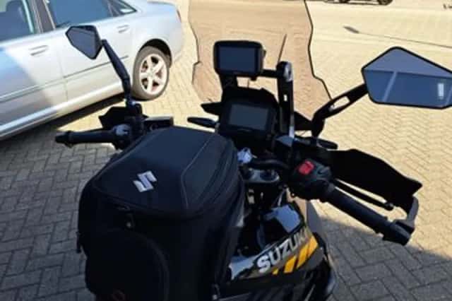 Suzuki V-Strom 1050XT (2022) thumbnail 6