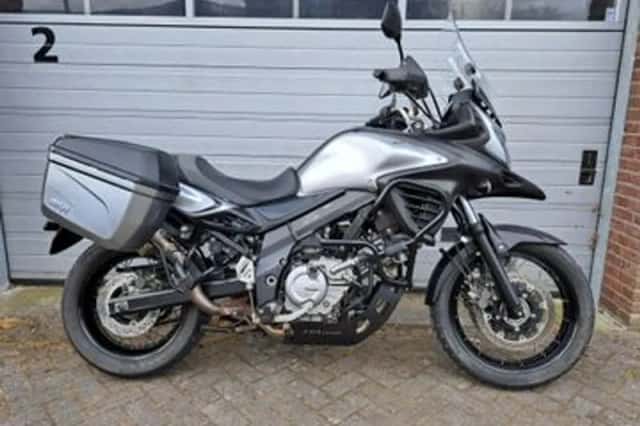 Suzuki V-Strom (2016) thumbnail 1