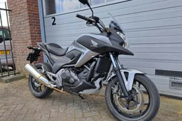 Honda NC750X (2016) thumbnail 2