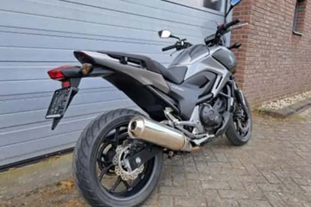 Honda NC750X (2016) thumbnail 3