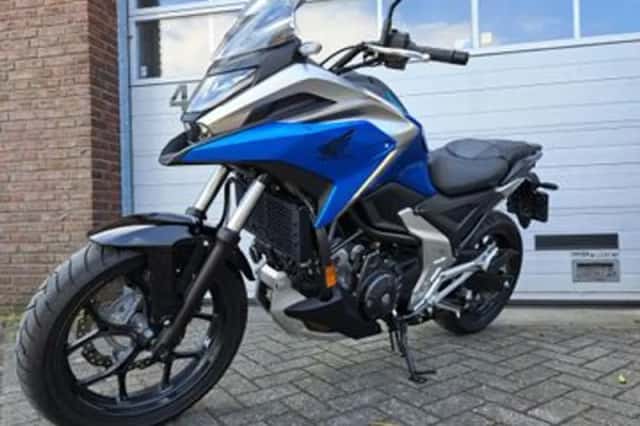 Honda NC750X (2022) thumbnail 4