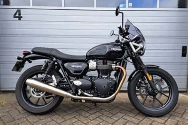Triumph Street Twin (2017) thumbnail 1