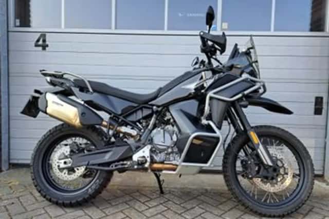CFMoto 800 Mt-x (2025) thumbnail 1