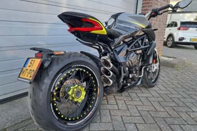 MV Agusta Dragster 800 RR (2020) thumbnail 3