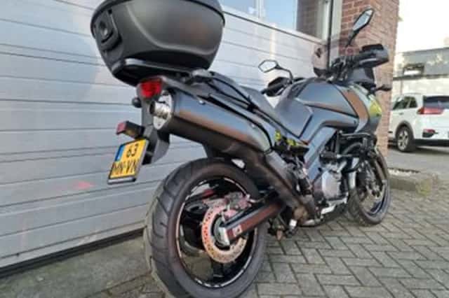 Suzuki V-Strom (2007) thumbnail 3