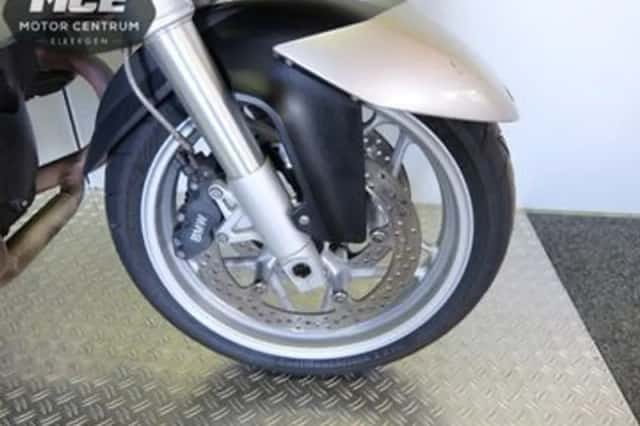 BMW R 1200 ST (2005) thumbnail 2