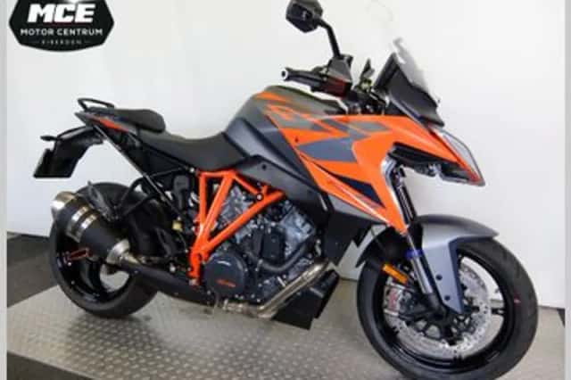 KTM 1290 Super Duke (2025) thumbnail 3