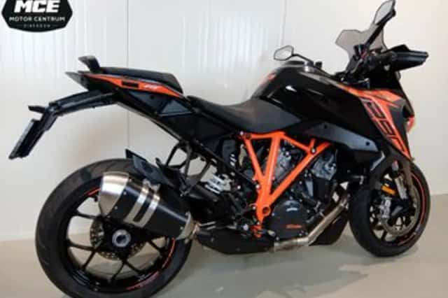 KTM 1290 Super Duke (2020) thumbnail 3
