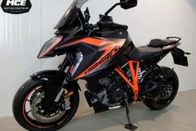KTM 1290 Super Duke (2020) thumbnail 4