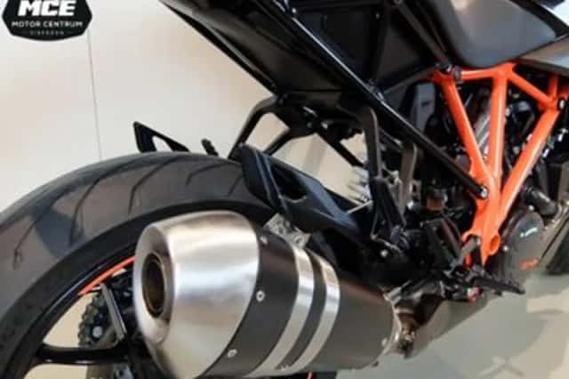 KTM 1290 Super Duke (2020) thumbnail 6