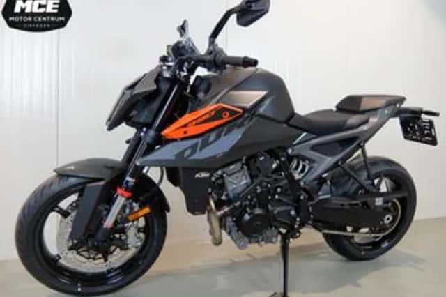 KTM 990 Duke (2026) thumbnail 4