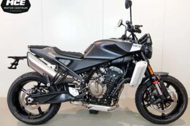 Husqvarna Svartpilen 801 (2026) thumbnail 2