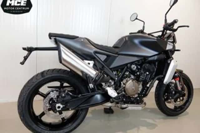 Husqvarna Svartpilen 801 (2026) thumbnail 3