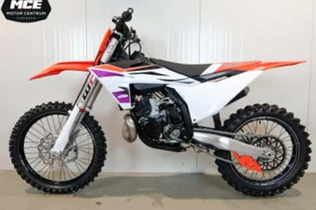 KTM 250 SX (2023) thumbnail 3