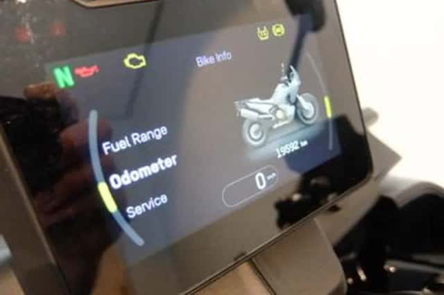 Husqvarna Norden 901 (2022) thumbnail 3