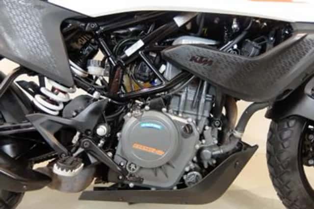 KTM 390 Adventure (2022) thumbnail 5