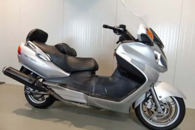 Suzuki AN 650 Burgman (2005) thumbnail 3