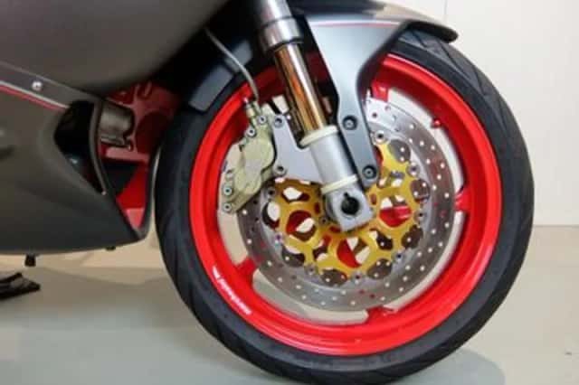 Ducati ST 4S (2002) thumbnail 4