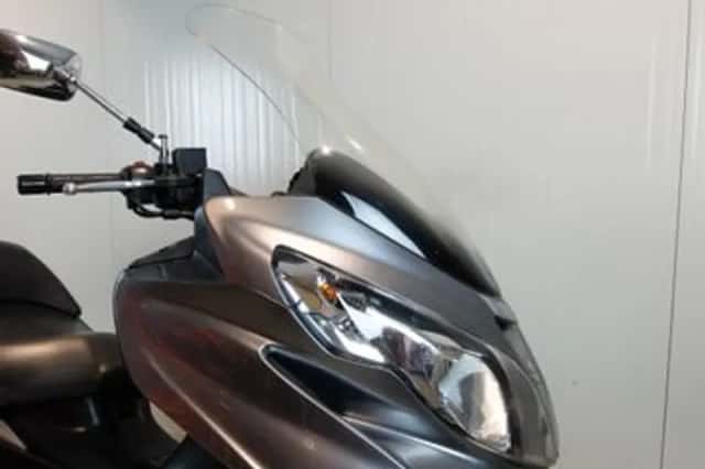 Suzuki AN 400 Burgman (2009) thumbnail 4