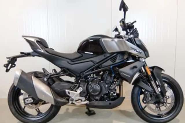 CFMoto 450NK (2025) thumbnail 1