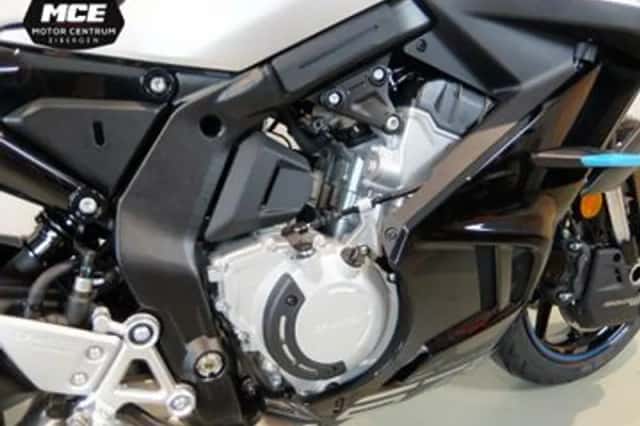CFMoto 675SR-R (2026) thumbnail 4