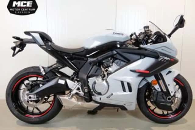 CFMoto 675SR-R (2025) thumbnail 1