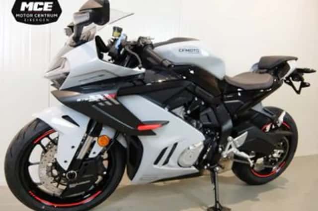 CFMoto 675SR-R (2025) thumbnail 4