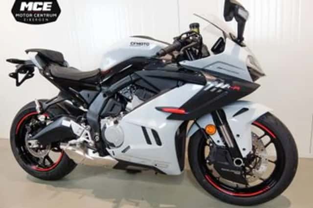 CFMoto 675SR-R (2025) thumbnail 5