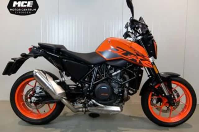 KTM 690 Duke (2018) thumbnail 1