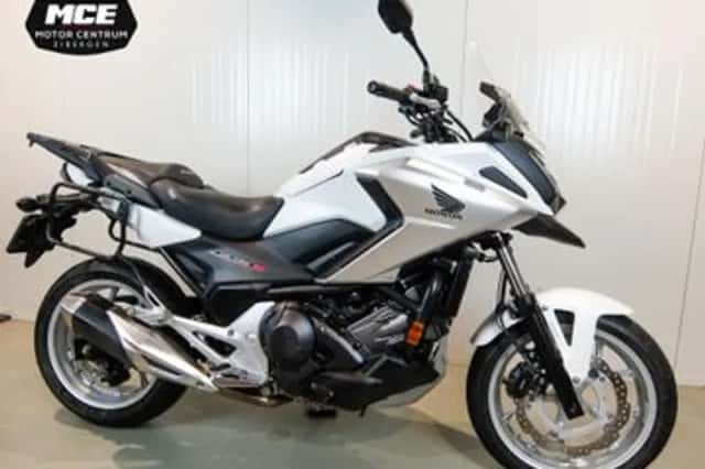 Honda NC750X (2019) thumbnail 4