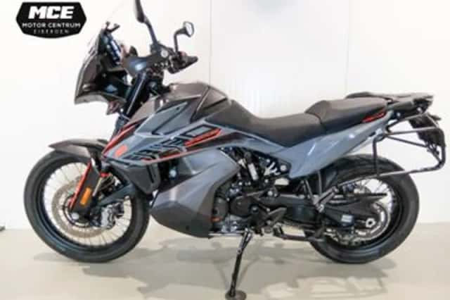 KTM 890 Adventure (2021) thumbnail 6