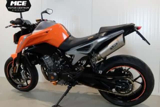 KTM 790 Duke (2018) thumbnail 5