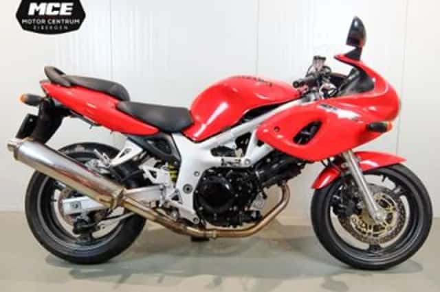 Suzuki SV650S (2000) thumbnail 1