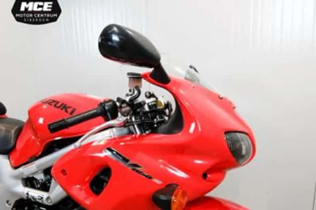 Suzuki SV650S (2000) thumbnail 5
