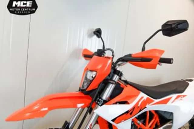 KTM 690 Enduro (2026) thumbnail 6