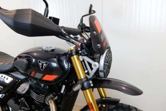 Triumph Scrambler 400 XC (2026) thumbnail 2