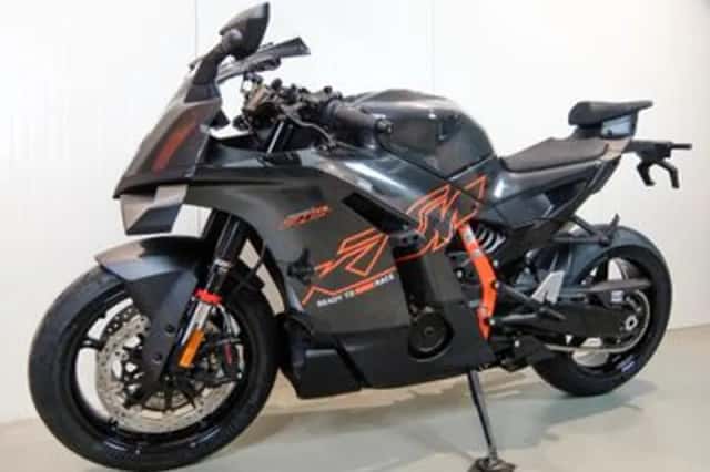 KTM 990 RC R (2026) thumbnail 5