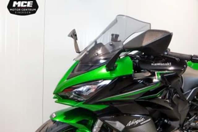 Kawasaki Ninja 1000SX (2022) thumbnail 3