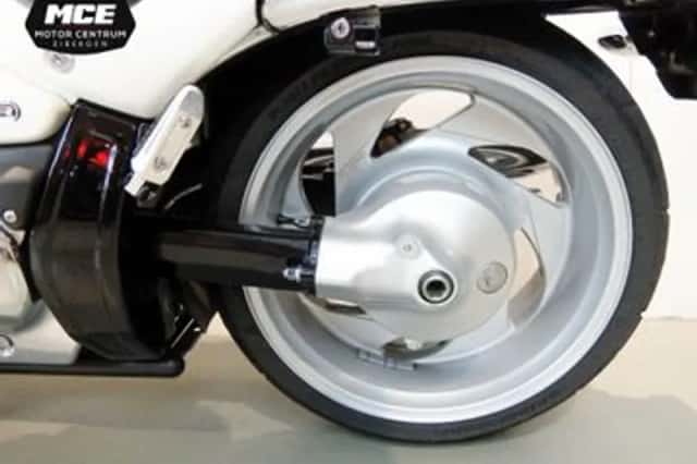 Suzuki M 1800 R Intruder (2007) thumbnail 6