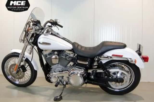 Harley-Davidson Super Glide Custom Fxdc (2006) thumbnail 6