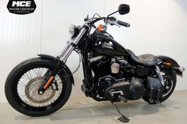 Harley-Davidson Street Bob (2017) thumbnail 4