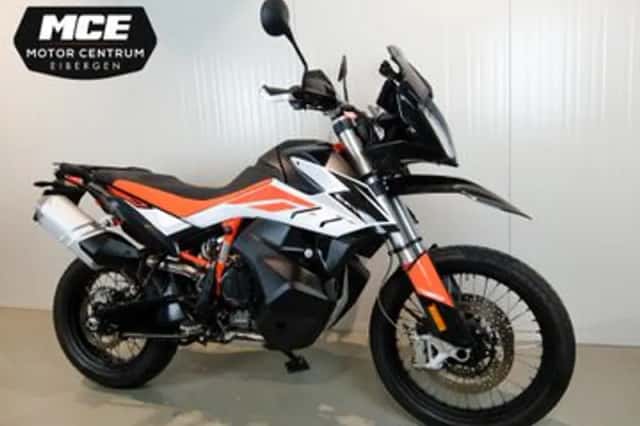 KTM 790 Adventure (2019) thumbnail 2