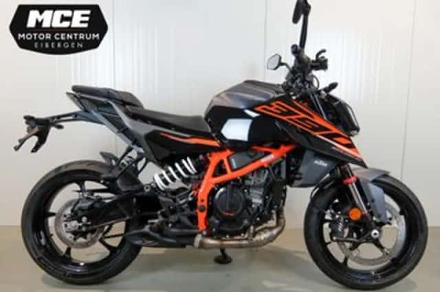KTM 390 Duke (2026) thumbnail 1