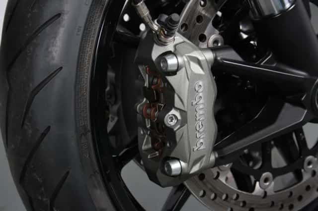 Ducati MONSTER 937 (2021) thumbnail 2
