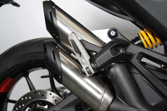 Ducati MONSTER 937 (2021) thumbnail 4
