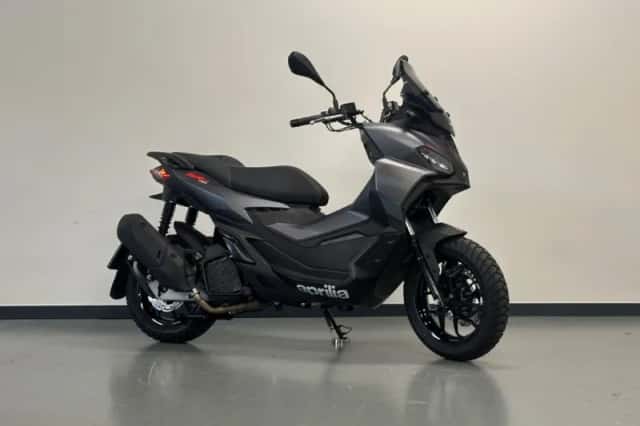 Aprilia SR GT 200 (2025) thumbnail 1