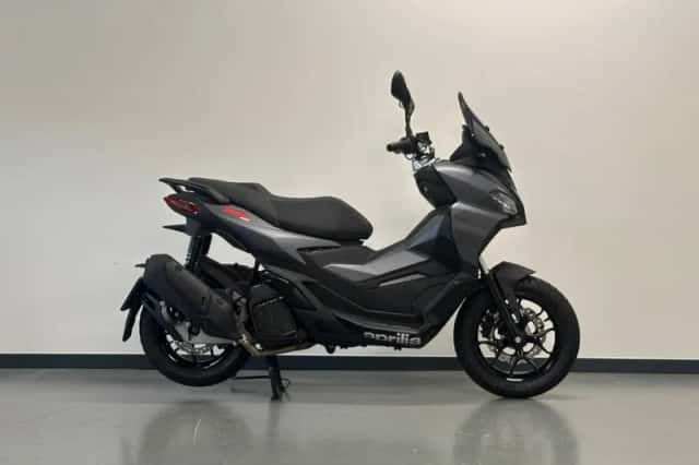 Aprilia SR GT 200 (2025) thumbnail 2