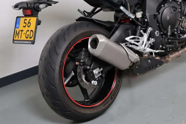 Yamaha MT-10 (2017) thumbnail 6